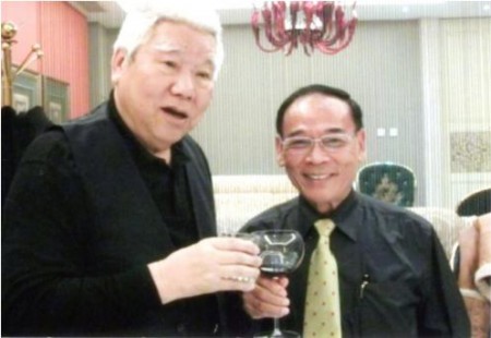 見圖左:中共中央辦公室督察,前中共保密局第一任局長戴生龍先生/右:中華新聞報社長潘隆俊